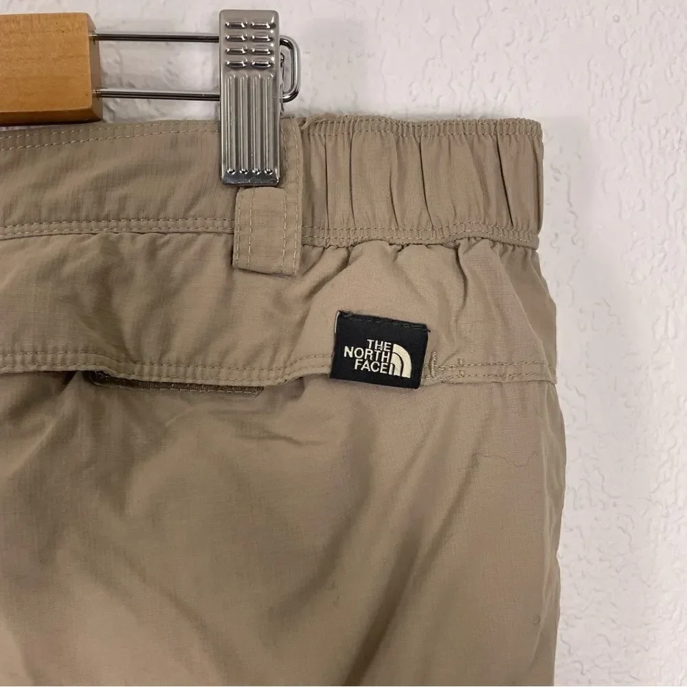 The‎ North Face Tan 100% Nylon Cargo Shorts Men’s Large